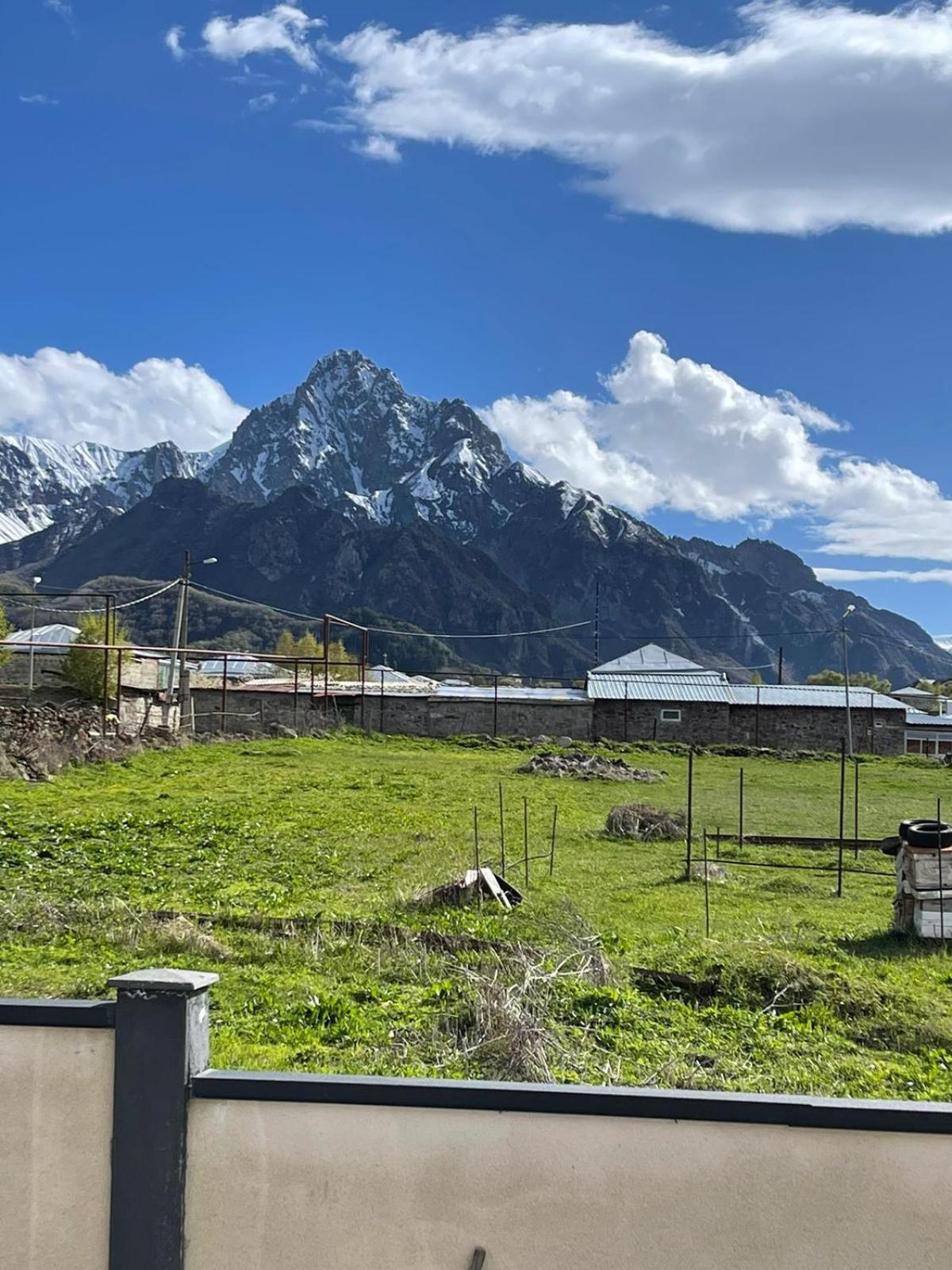 Bibo'S Kokhi Guesthouse Kasbegi Buitenkant foto